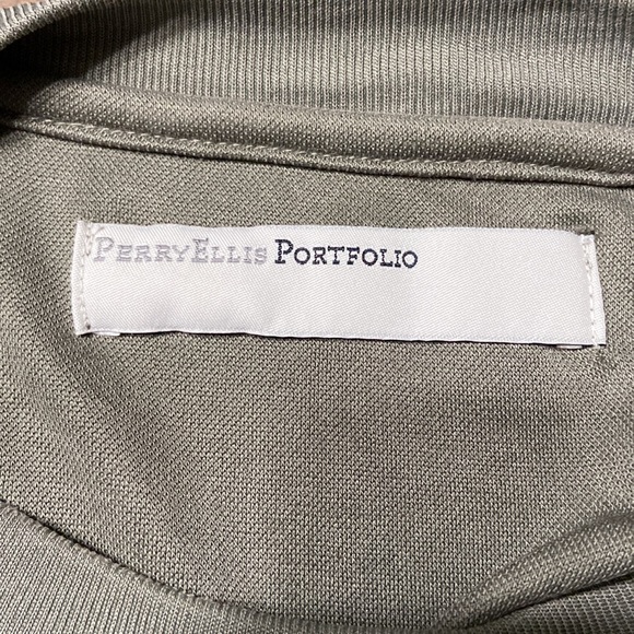 Perry Ellis Mens Portfolio Dress TShirt Size XL (tag removed) - Picture 3 of 3